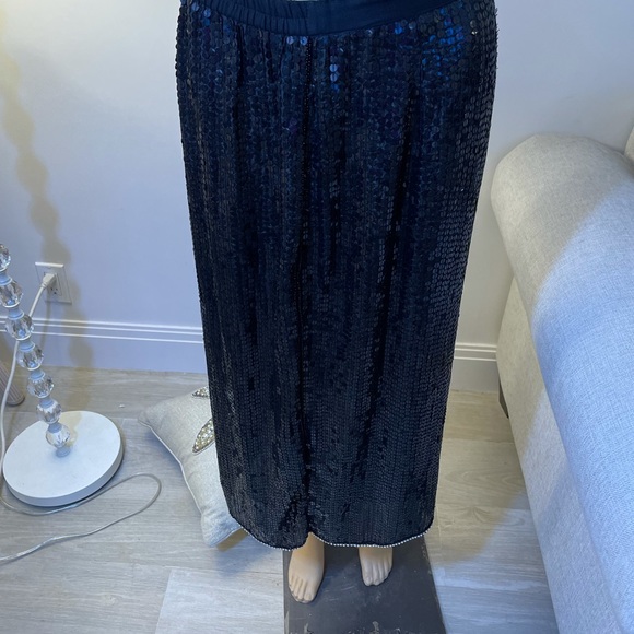 Black Pure Silk & Sequined Maxi Straight Lined Skirt. Sz M. Like New - Picture 2 of 10